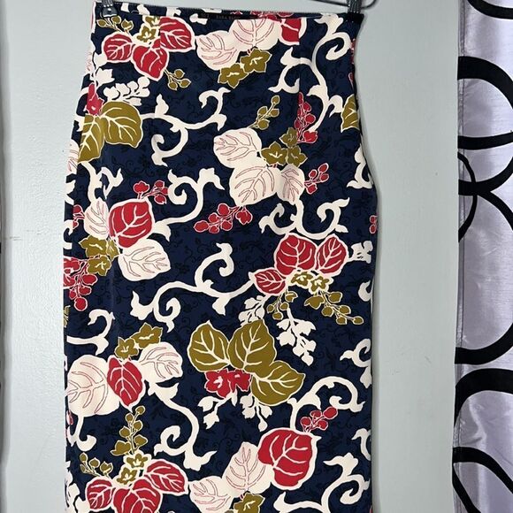 ZARA leaf vine print stretchy pencil skirt navy green cream red Sz S NWOT - Picture 2 of 10
